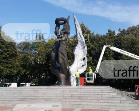 Пръскат срещу комари в центъра на Пловдив