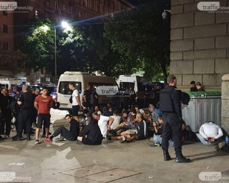 След сблъсъците между полицаи и протестиращи: Повдигат обвинения за хулиганство, телесни повреди и закана за убийство