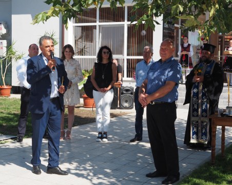 Всички жители на Трилистник - на откриването на новото кметство в селото