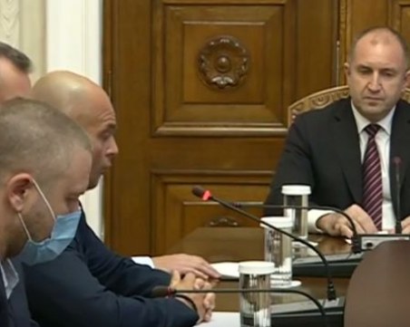 Президентът vs. МВР: Имаше ли брутално насилие на протестите и срещу кого?