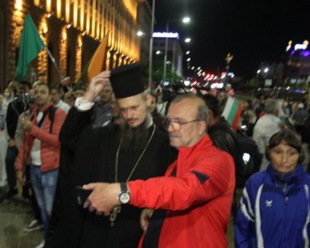 Протестиращите не удържаха на обещанието, вдигнаха нова блокада