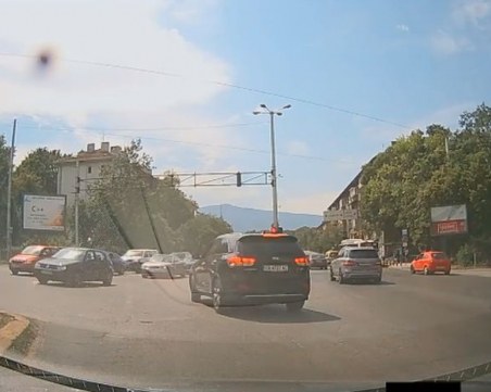 Тити Папазов в поредно нарушение