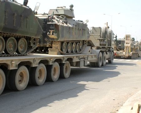 Турски медии: Танкове тръгнаха към гръцката граница