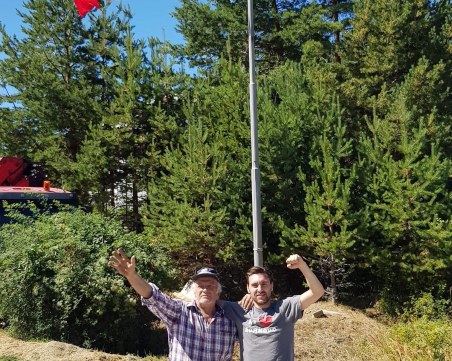 Бойковци развяха гордо най-голямото знаме в Родопите