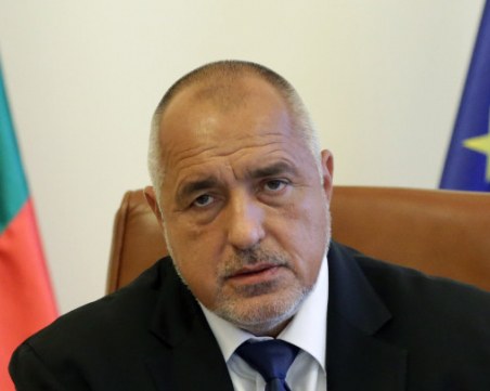 Премиерът: Справедливост - с демокрация, а не с вдигнат юмрук