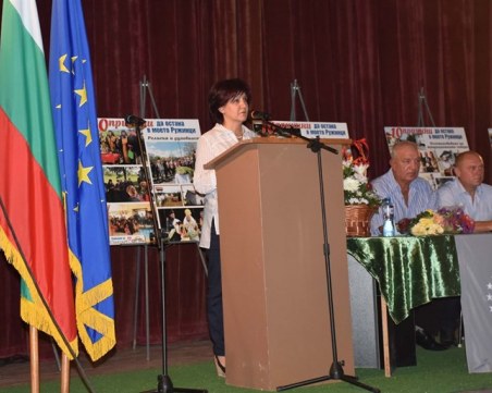 Караянчева: Не се страхуваме от служебно правителство! Радев призовава към метеж и настройва хората