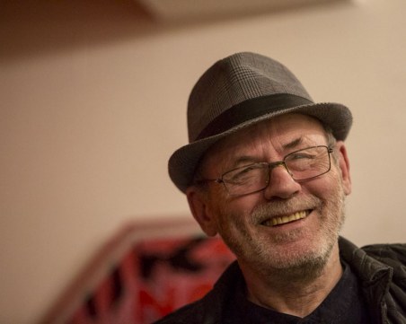 Недялко Славов: Битката е за чипа в главите ни