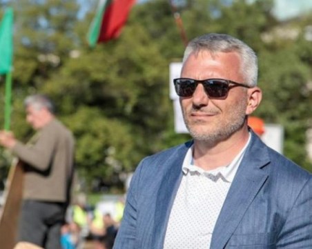 Ден 62: Отровното трио разпраща писма до дипломатически служби