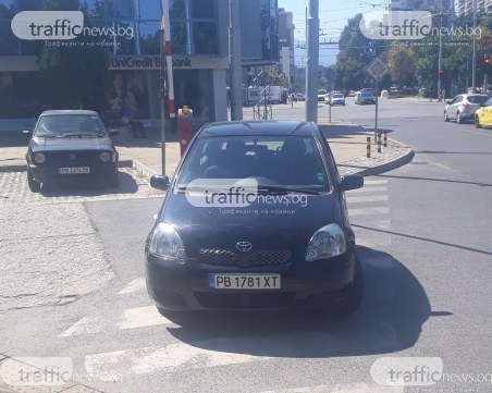 Пловдивчанин: Такова паркиране не бях виждал