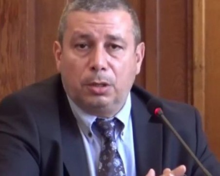 Жива верига посреща утре общинските съветници преди гласуването за управител на Онкото