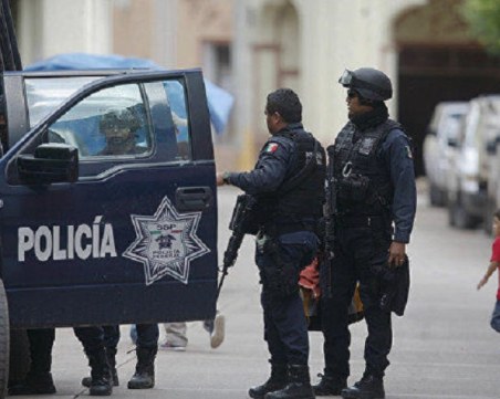 Журналист е убит и обезглавен в Мексико