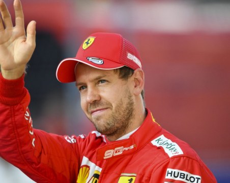 Фетел ще се състезава за Астън Мартин