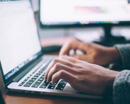 На този ден: Програмистите по света празнуват