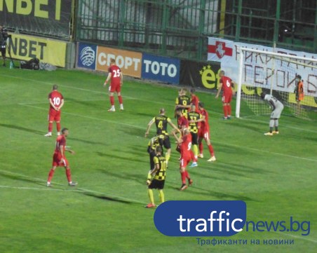 В много нервен мач, Ботев не успя да победи Царско село и четвърта поредна среща е без успех