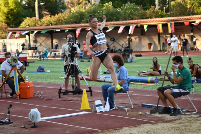 Габриела Петрова с първо място на дълъг скок в Атина
