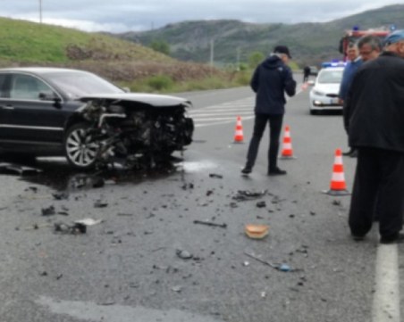 Адвокатът на Местан протака делото за катастрофата