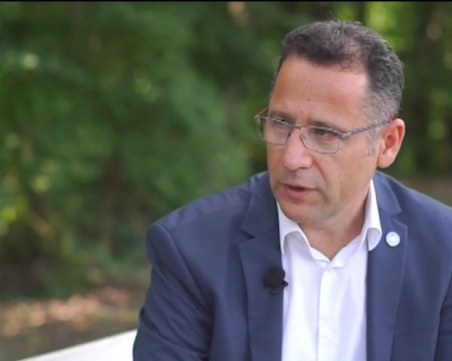 Човек на СЗО в България: Ще преборим вируса не с ваксина, а с отговорнст