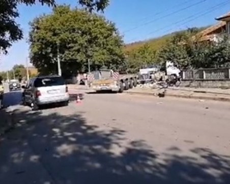 Освободиха от ареста шофьорът, който се вряза в къща