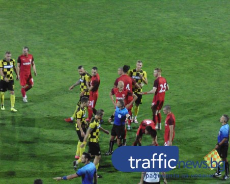 Глобиха домакина на Ботев и кинезитерапевта на Локо