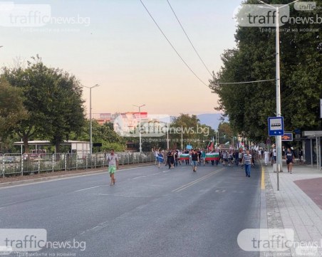Протест и мач блокират движението в Пловдив, променят автобусните маршрути