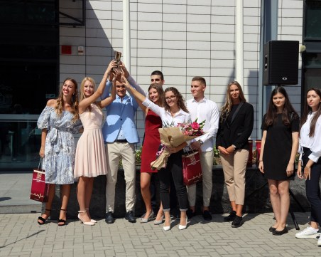 Щафетата на познанието предадоха в Медицинския университет