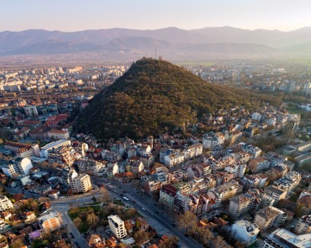 За първи път: Бегачи и колоездачи ще се състезават на Младжекия хълм
