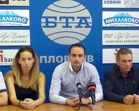 300 от СДС - Пловдив отиват при републиканците на Цветанов