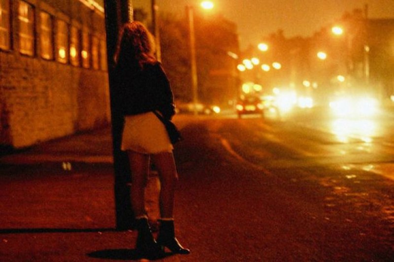 Смразяващо: Студенти в Англия проституират и не се хранят, за да оцелеят
