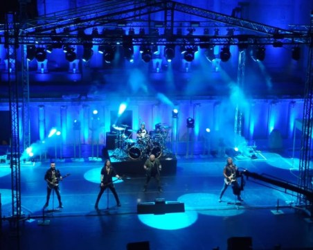 Античният театър куфее с рок звездите U.D.O.