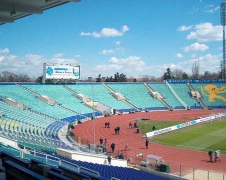 Доброволци тичат благотворително в Световния ден на донорите на стволови клетки