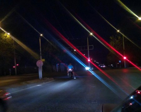 Мотористи карат без номера, финтират полицията