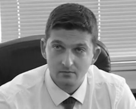 Почина 37-годишен директор в гражданското въздухоплаване