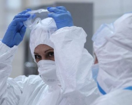 Лекар и медицинска сестра са заразени с COVID-19