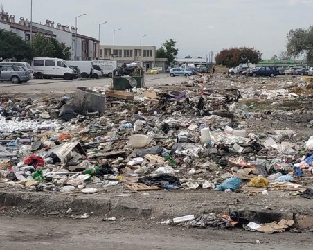 Акция в Шекер махала! Събраха над 85 тона боклуци