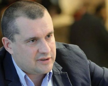 Шефът на кабинета на Румен Радев напуска поста си