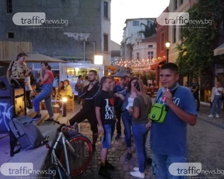 В Капана ври и кипи от ангели! Пловдивчани събират пари за болния от левкемия Ангел