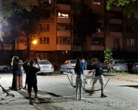 Пловдивски парк се превърна в денонощна спортна арена в район 