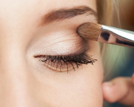5 съвета за грим за момичета със сини очи