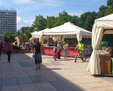 По-дълга „Алея на книгата” в Пловдив с рекорден брой изложители и Културна програма