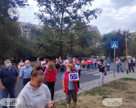 Протест и контрапротест се сляха в Пловдив, спорят дали да се отворят две улици в Централен