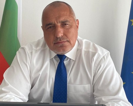 Въвеждат изучаване на жестомимичен език в училищата