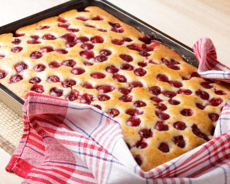 Антична черешова торта: Незабравим вкус, който веднага ще ви върне в детството!