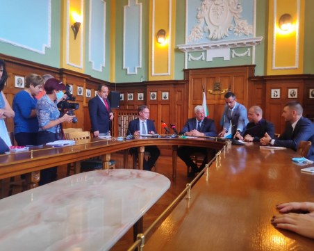 Подписаха договора за път за 1 млн. лева в Пловдив за нов завод за 20 млн. лева