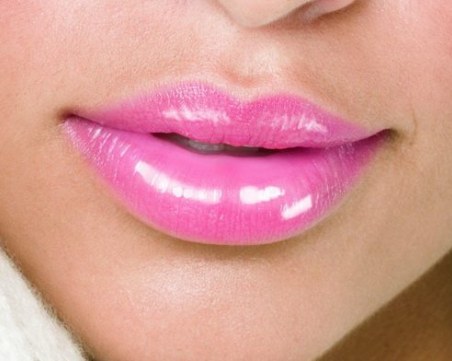 Ето как да нанесете течното червило, за да издържи цял ден