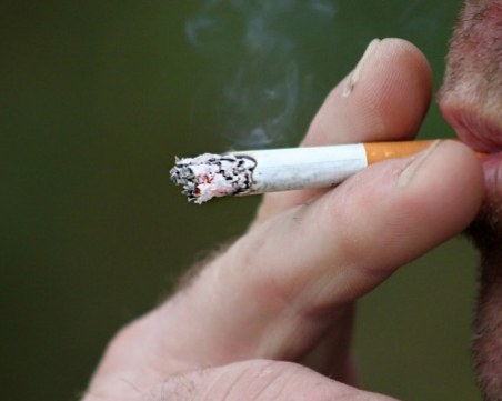 Магазинерка продавала безакцизни цигари в село Цалапица