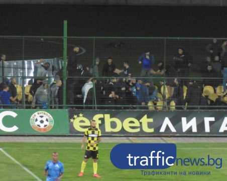 Официално: 42-ма арестувани фенове на Левски след боя помежду им