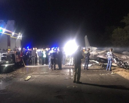 Само двама са оцелели при самолетната катастрофа в Украйна