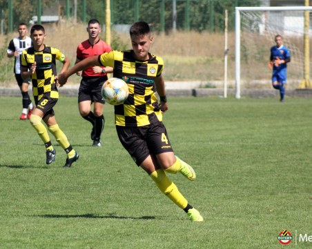 Ботев с двама национални до 17 години