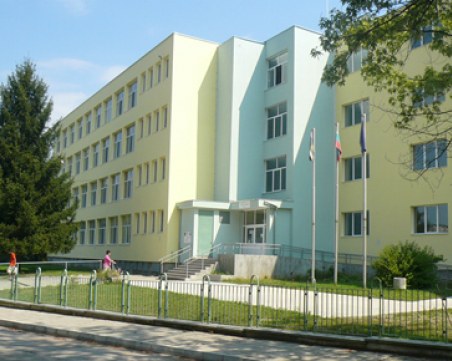 Официално: Първо огнище на COVID-19 в училище у нас