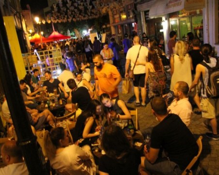 В Капана всяко чудо за три дни - отново шум и пиянски изцепки до сутринта